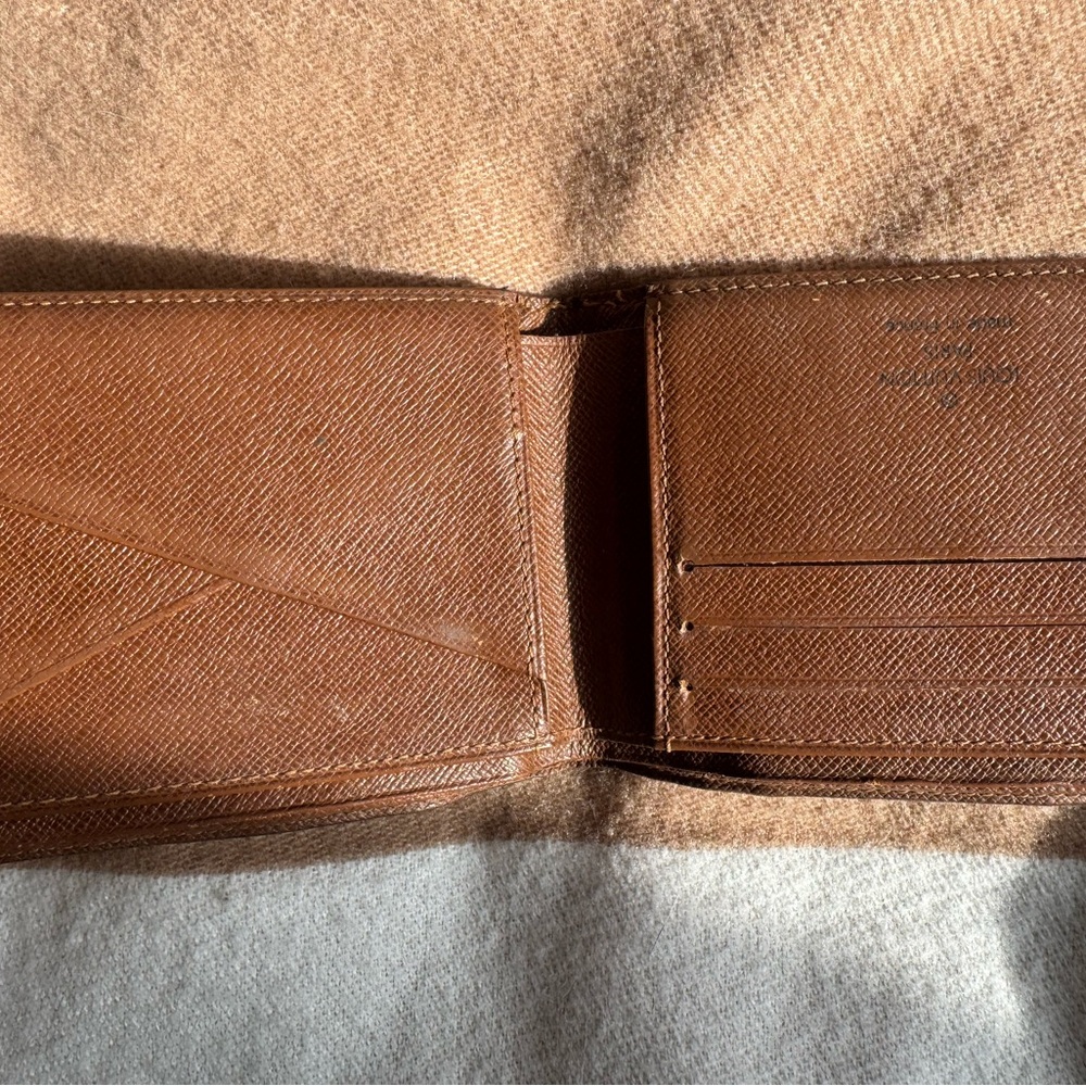 Vintage Louis Vuitton Multiple Wallet - Picture 5 of 6